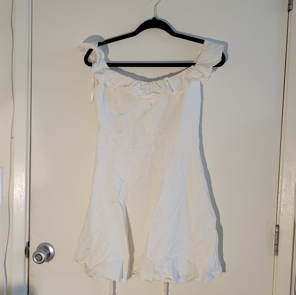 ZARA cute mini white dress
